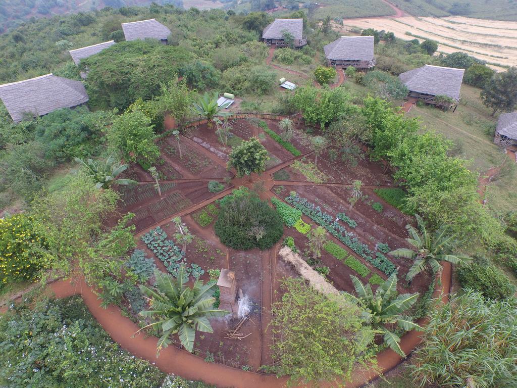 Rhotia Valley Tented Lodge And Children'S Home Karatu Exteriér fotografie